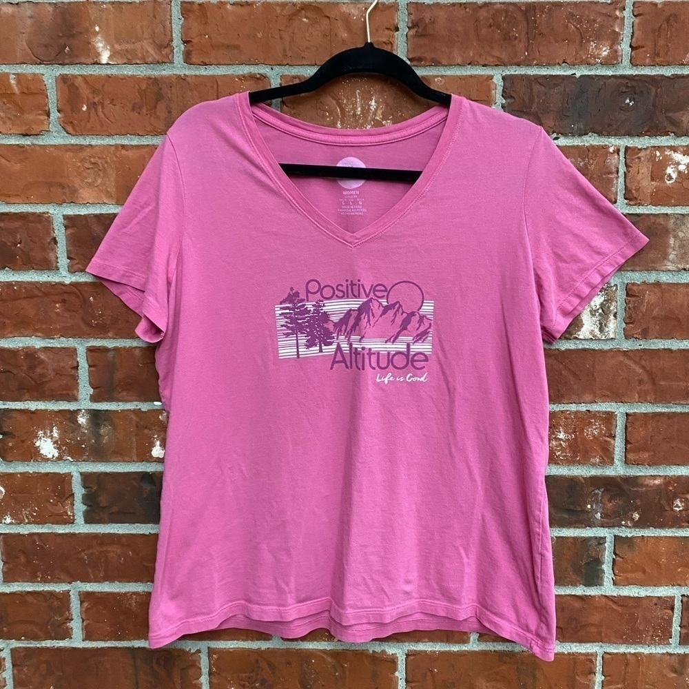 Life Is Good Womens Large Classic Tee Positive Altitude Short Sleeve Vneck Shirt